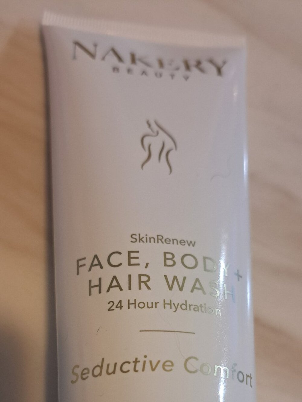 NAKERY SKINRENEW FACE, BODY, AND HAIR WASH IN THE SCENT SEDUCTIVE COMFORT